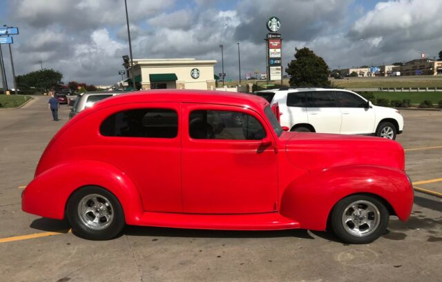 Ford Deluxe 1939 image number 14