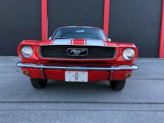 Ford Mustang 1966 image number 2