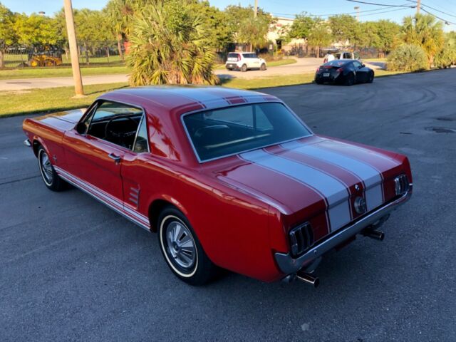 Ford Mustang 1966 image number 33