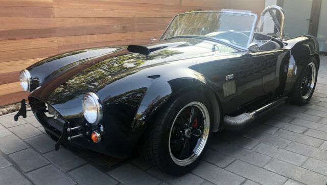 Shelby Cobra 1965 image number 19