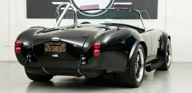 Shelby Cobra 1965 image number 31