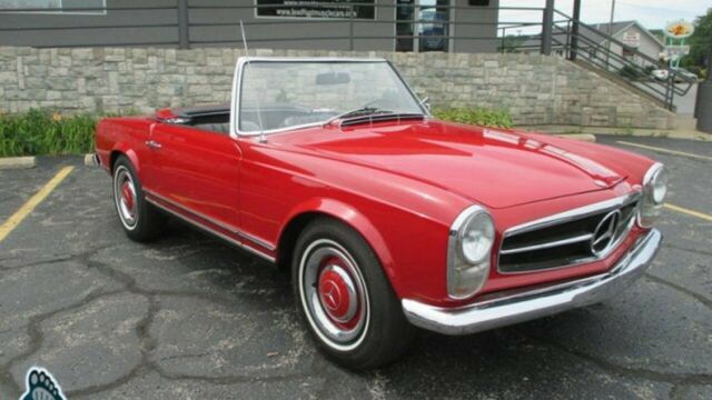 Mercedes-Benz SL-Class 1967 image number 1