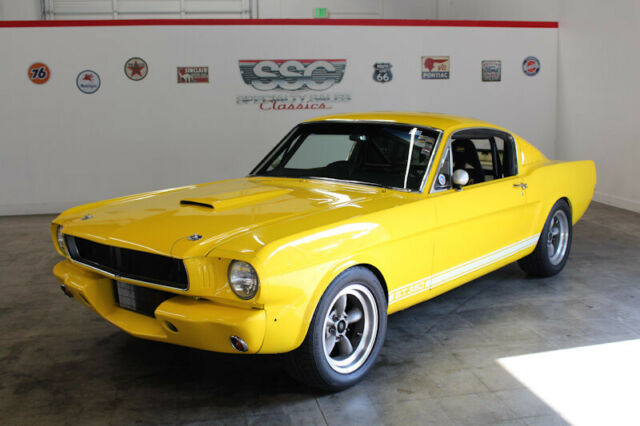 Ford Mustang 1965 image number 1