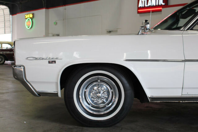 Pontiac Catalina 1964 image number 14