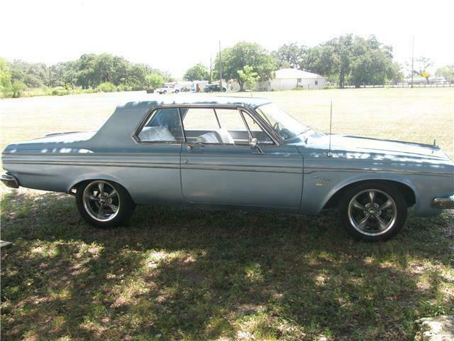 Plymouth Fury 1963 image number 18