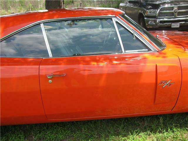 Dodge Charger 1970 image number 10