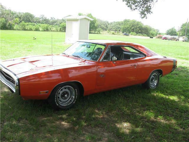 Dodge Charger 1970 image number 2