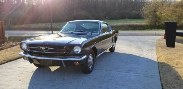 Ford Mustang 1965 image number 15