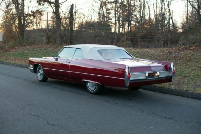 Cadillac DeVille 1967 image number 23