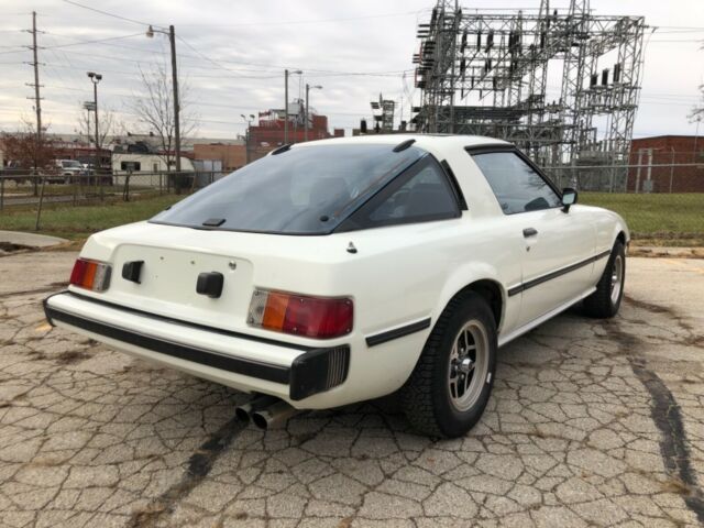 Mazda RX-7 1979 image number 35