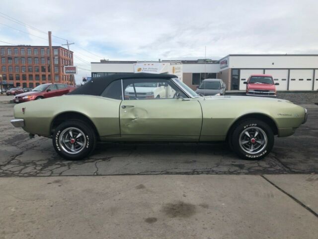 Pontiac Firebird 1968 image number 28