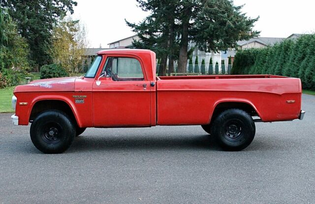 Dodge Power Wagon 1971 image number 1