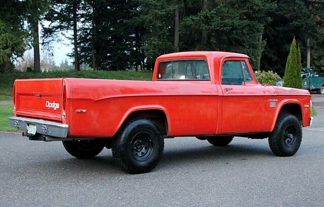 Dodge Power Wagon 1971 image number 15