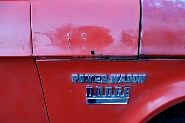 Dodge Power Wagon 1971 image number 17