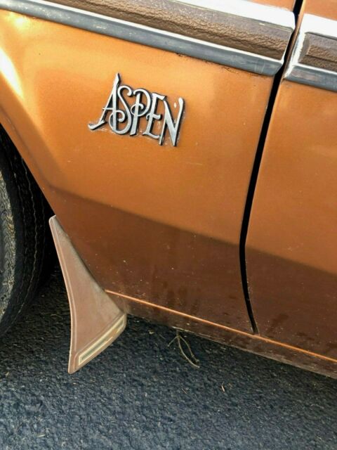 Dodge Aspen 1977 image number 11