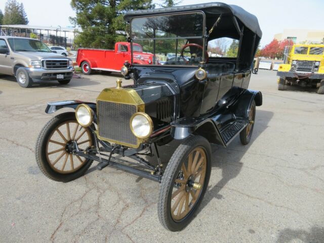 Ford Model T 1915 image number 1