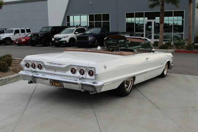 Chevrolet Impala 1963 image number 18