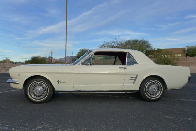 Ford Mustang 1966 image number 31