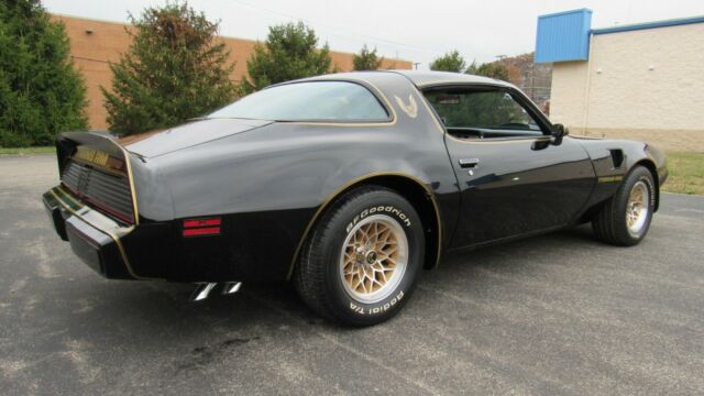 Pontiac Trans Am 1979 image number 2