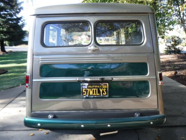 Willys Station Wagon 1957 image number 27