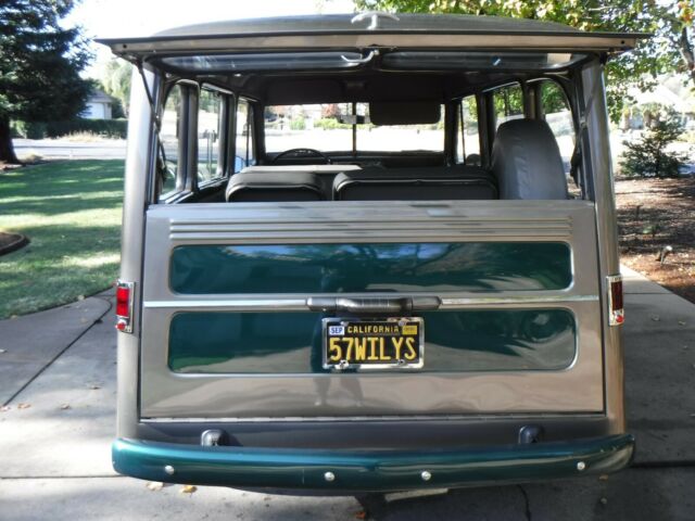 Willys Station Wagon 1957 image number 28