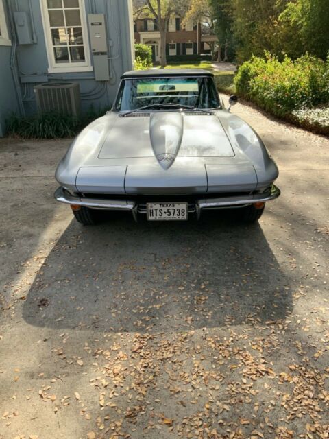 Chevrolet Corvette 1965 image number 20