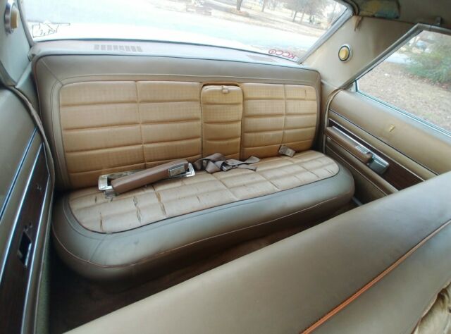 Chrysler New Yorker 1966 image number 11