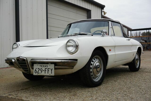 Alfa Romeo Spider 1967 image number 12