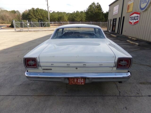 Ford Galaxy 500 1966 image number 2