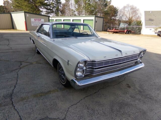 Ford Galaxy 500 1966 image number 29