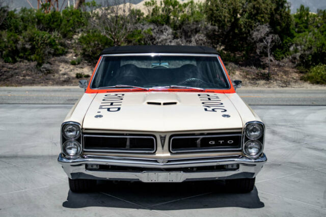 Pontiac GTO 1965 image number 4