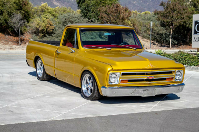 Chevrolet C-10 1967 image number 16