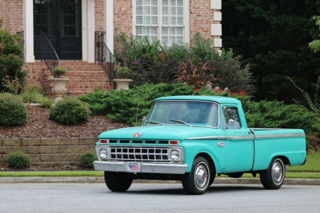 Ford F-100 1965 image number 0