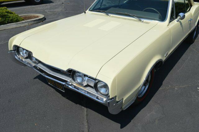 Oldsmobile Cutlass 1967 image number 19