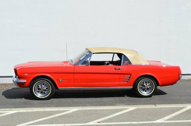 Ford Mustang 1965 image number 4