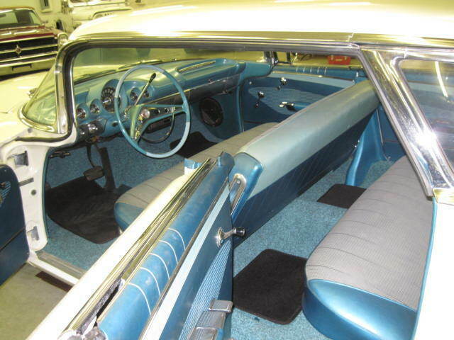 Chevrolet Impala 1960 image number 10