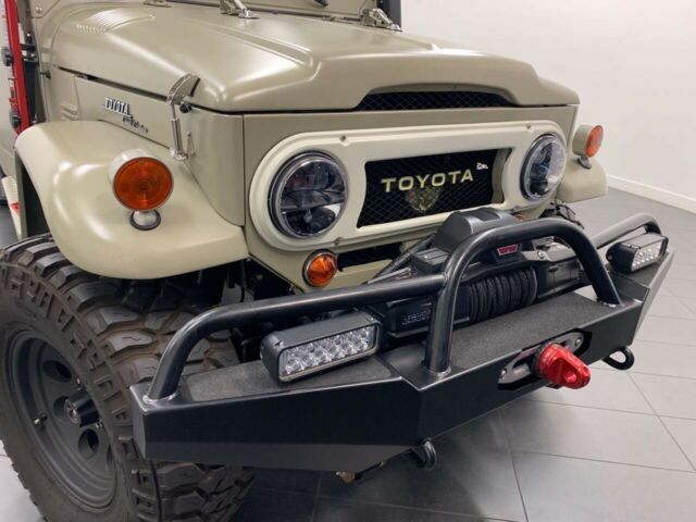 Toyota Land Cruiser 1979 image number 3