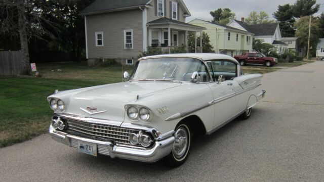 Chevrolet Impala 1958 image number 19