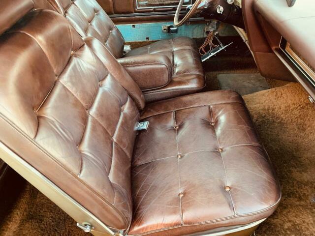 Lincoln Continental 1972 image number 11