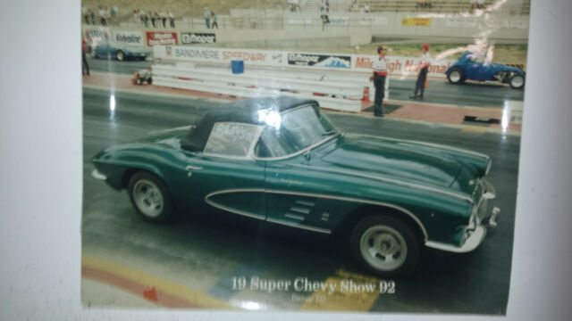 Chevrolet Corvette 1961 image number 2