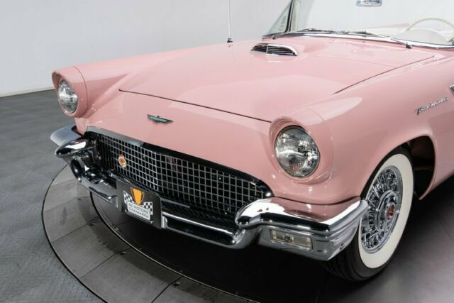 Ford Thunderbird 1957 image number 16