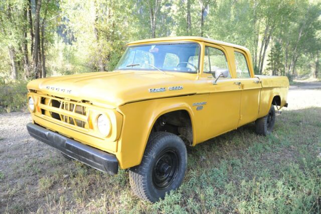 Dodge Power Wagon 1968 image number 0