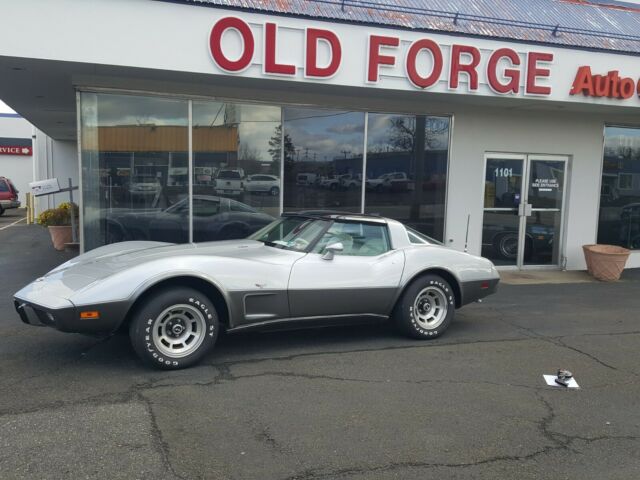 Chevrolet Corvette 1978 image number 0