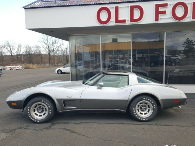 Chevrolet Corvette 1978 image number 1