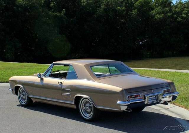 Buick Riviera 1964 image number 27