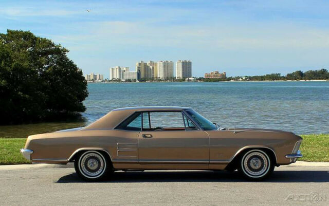 Buick Riviera 1964 image number 28