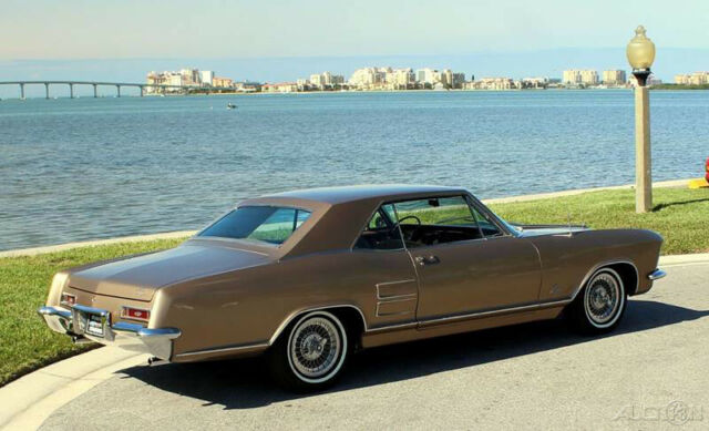 Buick Riviera 1964 image number 29