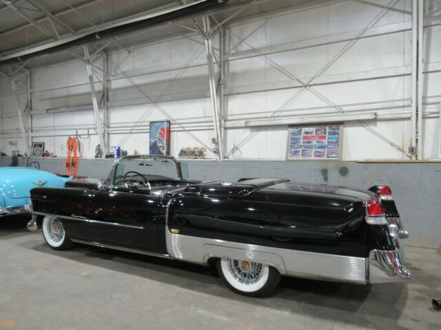 Cadillac Eldorado 1954 image number 0