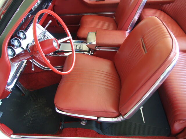 Ford Thunderbird 1964 image number 1