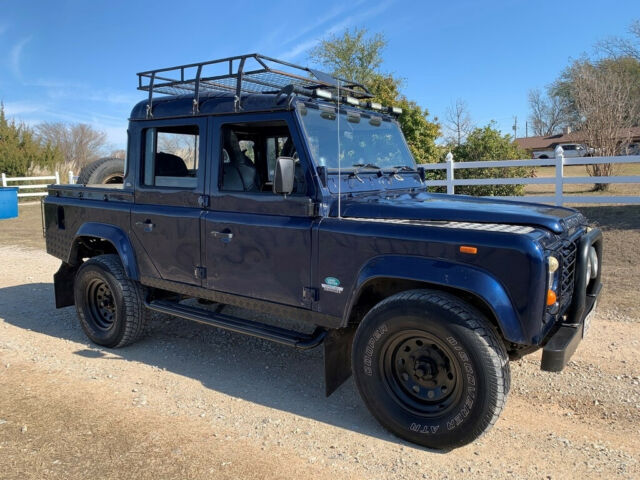 Land Rover Defender 1900 image number 17